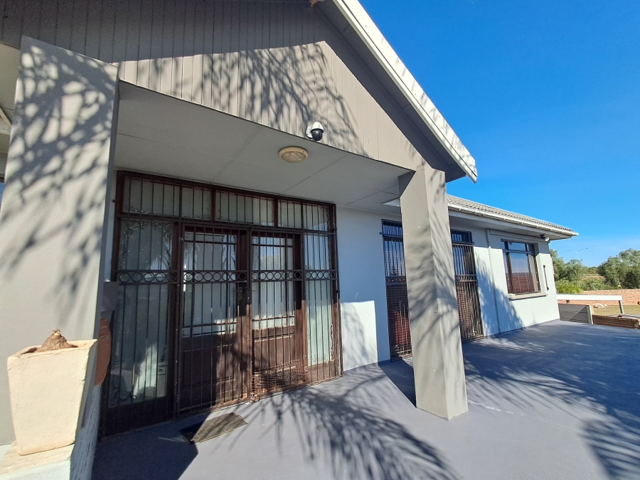 4 Bedroom Property for Sale in Winterhoek Park Eastern Cape